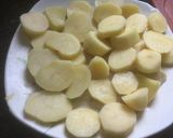 A picture of step 2 of Potato Butter Masala,Mater-Paneer,Khatta -Meetha Kaddu,Spinach Pooris.