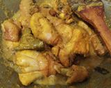 Foto langkah ke 6 dari resep Ayam Ungkep Air Kelapa Bumbu Kuning.