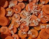 Foto del paso 1 de la receta: Ensalada de alubias blancas al ajo con zanahorias al jengibre