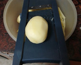 Foto del paso 11 de la receta: Palomitas de cerdo adobado en salsa de almendras y papas fritas