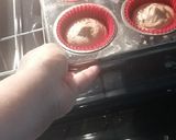 Foto del paso 10 de la receta: Cupcakes de moka con topping de crema batida