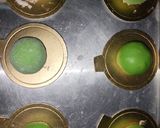 Foto langkah ke 4 dari resep Donat Pandan.