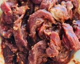 Foto langkah ke 1 dari resep Hot Spicy Beef.