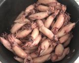 Foto langkah ke 1 dari resep Cumi Asin pedas.
