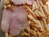 Ζυμαρικά φούρνου με κόκκινη σάλτσα