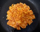Foto langkah ke 5 dari resep Pizza Roti Tawar.