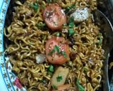 Foto langkah ke 5 dari resep Mie goreng dadakan.