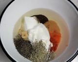 Tűzdelt karaj zöldfűszeres, joghurtos burgonyával recept fázis 2 fotója
