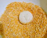 Foto langkah ke 4 dari resep Roti Goreng dengan Ayam Cincang dan Sayuran.