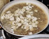 A picture of step 3 of Chicken Hareesa.