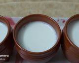 A picture of step 5 of Greek yogurt at Home.