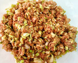 Foto del paso 4 de la receta: Gyozas rellenas con carne de cerdo