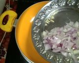 A picture of step 1 of Macroni In Tomato Sauce.