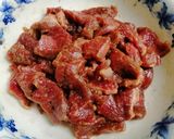 รูปขั้นตอนการทำที่ 1 ของ Beef Stroganoff