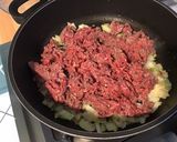Une image de l'étape 5 de Bœuf épicé aux courgettes et mozzarella di buffala.