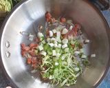 A picture of step 2 of NASI GORENG (VEGETARIAN).