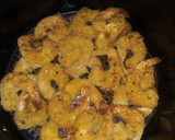 Foto del paso 3 de la receta: Camarones empanizados en freidora de aire