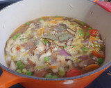 Foto del paso 4 de la receta: Arroz integral caldoso con verduras, shiitake y miso