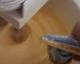 Foto langkah ke 2 dari resep Bolu marmer keju.