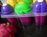 A picture of step 3 of Detoxify dragon fruit pop sticks.