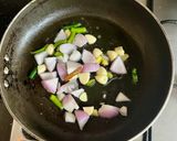 A picture of step 5 of Methi Matar Malai (New Version).