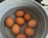 A picture of step 1 of Egg Punjabi Curried.
