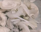A picture of step 3 of Smoked mackerel + squash salad w/creamy yoghurt dressing.