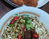Foto langkah ke 9 dari resep Mie Kuah Rawon.