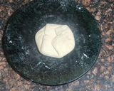 A picture of step 5 of Aloo methi stuffed paratha.