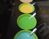 Foto langkah ke 2 dari resep Mini rainbow gulung step by step.