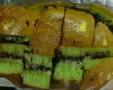 Foto langkah ke 4 dari resep Martabak Manis Coklat Keju Bund@ Ecy.