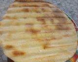 A picture of step 4 of Stuffed flat bread.