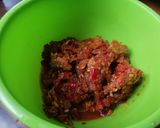 Foto langkah ke 3 dari resep Ikan Asin Sambal Terasi.