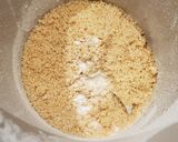 Foto del passaggio 2 della ricetta Biscotti albero di Natale alle nocciole