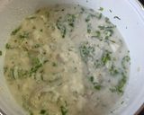 A picture of step 3 of Suji pakoda.