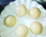 A picture of step 8 of Egg roll.