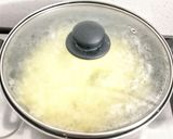 A picture of step 3 of Quick Kanda Poha.