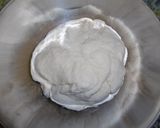 A picture of step 2 of La la la Pizza.