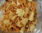 A picture of step 3 of Nimko chana chaat.