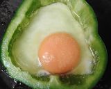 Foto langkah ke 1 dari resep Telur Ceplok Bumbu Kecap.