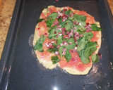 Foto del paso 3 de la receta: Pizza de jamón y espinacas