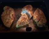 Foto del paso 5 de la receta: Pechugas de pollo jugosas, al horno