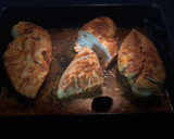 Foto del paso 5 de la receta: Pechugas de pollo jugosas, al horno