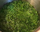 Foto del paso 3 de la receta Hierbas silvestres salteadas (roselles, llicsons i camarotges)