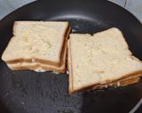 Foto langkah ke 3 dari resep Roti bakar mozzarella.