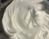 Foto langkah ke 5 dari resep Bolu Kukus Batik.
