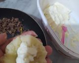 صورة لخطوة 2 من وصفة كروكات البطاطا المحشية ممممم بنة😋