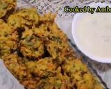 A picture of step 8 of Palak Methi Ke Pakoray 🥰.