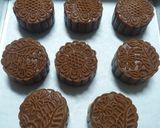 Foto langkah ke 5 dari resep Classic Mooncake.