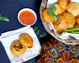 ઇન્દોરી મગદાળ કચોરી(Indori kachori moongdal recipe in gujrati) રેસીપી સ્ટેપ3ફોટો